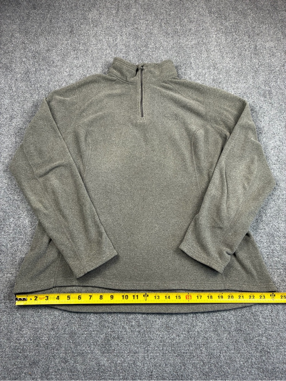 The North Face Women's Quarter-Zip Fleece Pullover - Picture 2 of 14